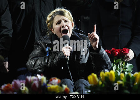 Ukrainian opposition leader Yulia Tymoshenko addresses anti-government protesters on the Independence Square in Kiev on February 22, 2014. UPI/Ivan Vakolenko Stock Photo