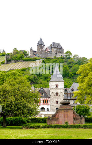 Castle in Bacharach am Rhein. Beautiful Postcard view. Middle Rhine River, (Rhein fluss, Mittelrhein). Rhineland-Palatinate (Rheinland-Pfalz), Germany Stock Photo