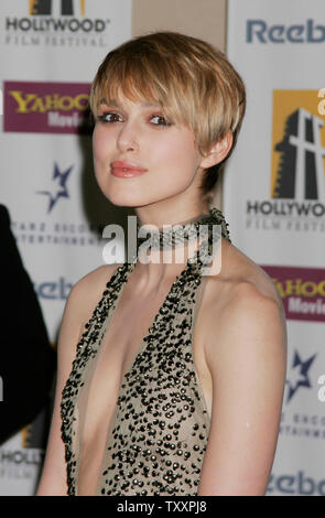 British actress Keira Knightley poses as she arrives for the Hollywood Film Festival's 2004 Hollywood Awards in Beverly Hills, October 18, 2004 (UPI Photo/Francis Specker) Stock Photo