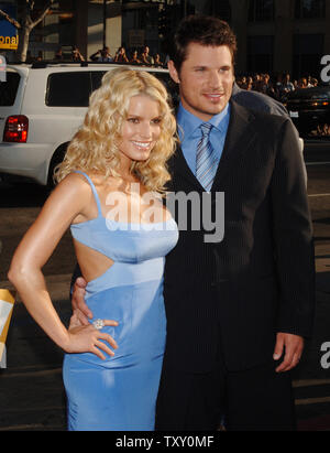 Nick Lachey and Jessica Simpson at The Young Hot Hollywood Style Awards  held at Element Hollywood in Hollywood, CA. The event took place on  Wednesday, April 13, 2005. Photo by: SBM /
