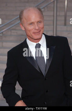 Actor Ed Harris arrives for 'Beethoven A Journey Into Genius', a gala event to open the LA Philharmonic's third season at Walt Disney Hall in Los Angeles September 29, 2005 . (UPI Photo/ Phil McCarten) Stock Photo