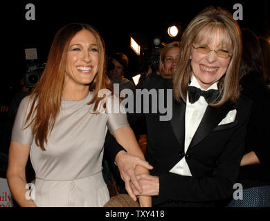 Actresses Sarah Jessica Parker (L) and Diane Keaton walk the red carpet at the premiere of their new film 'The Family Stone' in Los Angeles December 6, 2005. The film, a comic story of the annual holiday gathering of a New England family, also stars Rachel McAdams, Claire Danes, Dermot Mulroney and Craig T. Nelson and opens in the U.S. December 16.   (UPI Photo/Jim Ruymen)