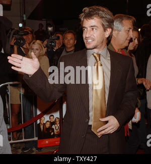Actor Dermot Mulroney gestures as he arrives for the premiere of his new film 'The Family Stone' in Los Angeles December 6, 2005. The film, a comic story about the annual holiday gathering of a New England family, also stars Rachel McAdams, Claire Danes, Sarah Jessica Parker and Craig T. Nelson and opens in the U.S. on December 16. (UPI Photo/Jim Ruymen) Stock Photo