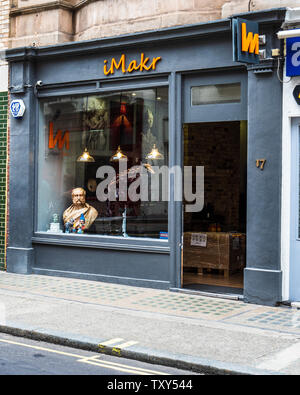 iMakr store London - IMakr are the world's largest independent 3D printing store. Located in Wells Street Central London. IMakr.com Stock Photo