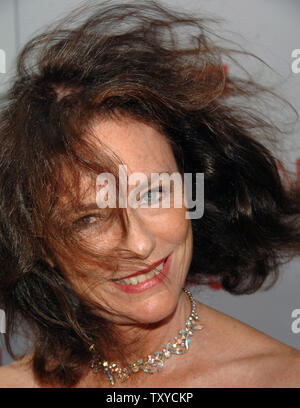 Actress Jacqueline Bisset arrives for the taping of American Film Institute's 'AFI Life Achievement Award: A Tribute to Sir Sean Connery' in the Hollywood section of Los Angeles, California on June 8, 2006. The show that honored Connery's long career will be telecast on the USA Network cable channel on June 21. (UPI Photo/Jim Ruymen) Stock Photo