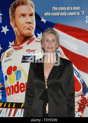 Actress Jane Lynch a cast member in the motion picture comedy 'Talladega Nights: The Ballad of Ricky Bobby', which is about the life of a fictional race car driver, arrives for the film's premiere at Grauman's Chinese Theatre in the Hollywood section of Los Angeles, California on July 26, 2006. The film opens in the U.S. on August 4. (UPI Photo/Jim Ruymen)) Stock Photo