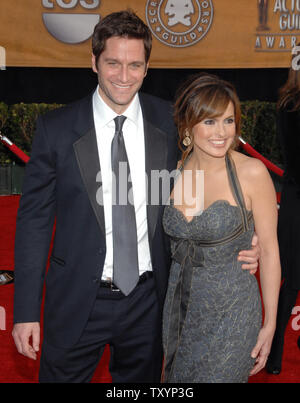 Actress Mariska Hargitay and husband Peter Hermann attends the 2009 ...