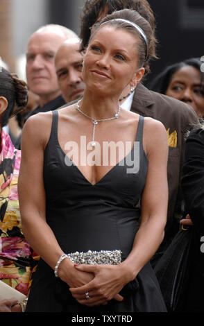 Actress Vanessa Williams attends a ceremony where she receives a star on the 'Hollywood Walk of Fame' in Los Angeles on March 19, 2007. (UPI Photo/ Phil McCarten) Stock Photo