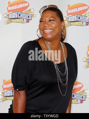 Singer and actress Queen Latifah arrives at the 20th annual Kids Choice Awards in Los Angeles on March 31, 2007.  (UPI Photo/Jim Ruymen) Stock Photo