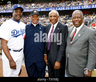 Ernie banks hi-res stock photography and images - Alamy