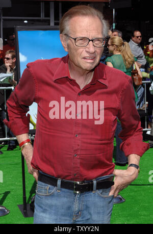 CNN talk show host Larry King, the voice of Doris in the animated motion picture 'Shrek the Third' arrives for the premiere of the film in the Westwood section of Los Angeles on May 6, 2007. (UPI Photo/Jim Ruymen) Stock Photo