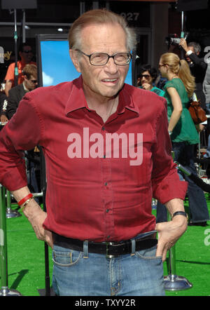 CNN talk show host Larry King, the voice of Doris in the animated motion picture 'Shrek the Third' arrives for the premiere of the film in the Westwood section of Los Angeles on May 6, 2007. (UPI Photo/Jim Ruymen) Stock Photo