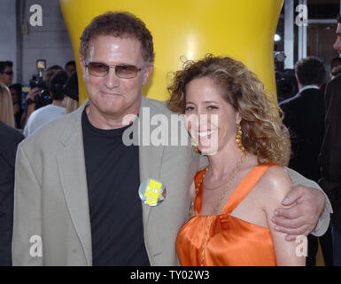 Albert Brooks, the voice of Russ Cargill in the animated motion picture comedy 'The Simpsons Movie,' arrives with his wife Kimberly Shlain at the premiere of the film in the Westwood section of Los Angeles on July 24, 2007. (UPI Photo/Jim Ruymen) Stock Photo