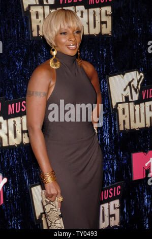 Mary J. Blige arrives for the MTV Video Music Awards at the Palms Hotel and Casino in Las Vegas on September 9, 2007.  (UPI Photo/Jim Ruymen) Stock Photo