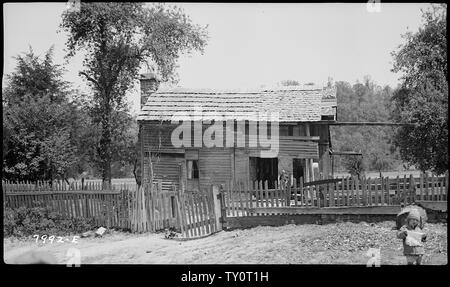 Dodson, Roe; home on Jim Wilson place Stock Photo