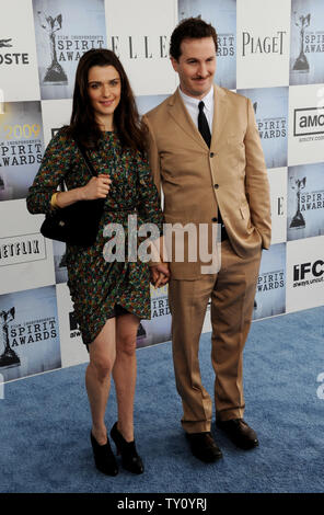 Actors Rachel Weisz and Darren Aronofsky arrive at the 24th annual Spirit Awards in Santa Monica, California on February 21, 2009. Mickey Rourke and 'The Wrestler' won top honors at the Spirit Awards here Saturday, the annual eve-of-Oscars salute to the best of independent cinema.  (UPI Photo/Jim Ruymen) Stock Photo