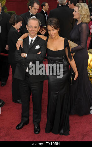 Actor Joel Grey and his daughter actress Jennifer Grey arrive at the 81st Academy Awards in Hollywood on February 22, 2009.   (UPI Photo/ Roger L. Wollenberg) Stock Photo