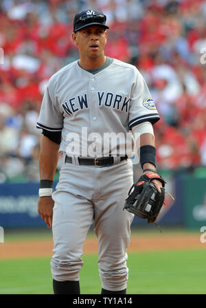New York Yankees' 3rd baseman Alex Rodriguez takes the field 