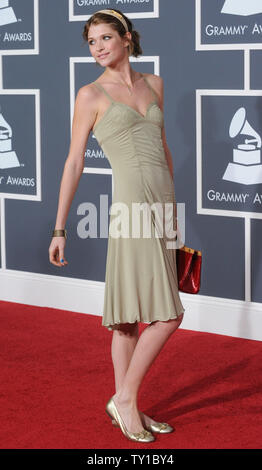 Olivia Fox arrives at the 52nd annual Grammy Awards at the Staples