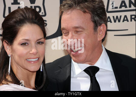 Actor Tim Allen (R) attends the 8th annual TV Land Awards with actress Jane Hajudk at Sony Studios in Culver City, California on April 17, 2010.   UPI/Jim Ruymen Stock Photo