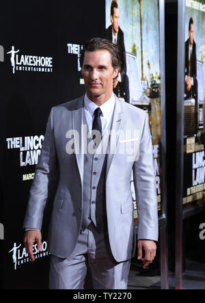 Actor Matthew McConaughey arrives on the red carpet at the Texas Medal ...