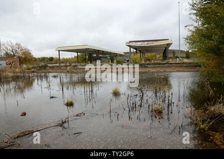 Abandoned Shell station along Historic route 66, Tucumcari, New Mexico Stock Photo