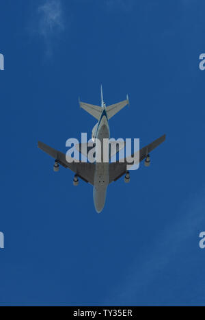 The space shuttle Endeavor, atop of NASA's modified Boeing 747 Shuttle ...