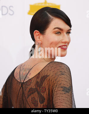 Lena emishni xohlaydi