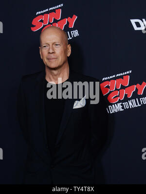 Bruce Willis at the Sin City Premiere at the TCL Chinese Theatre in Los ...