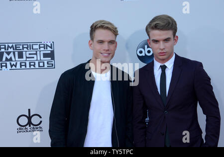 From left, actors Austin Rhodes and Aaron Rhodes arrive for the 43rd ...