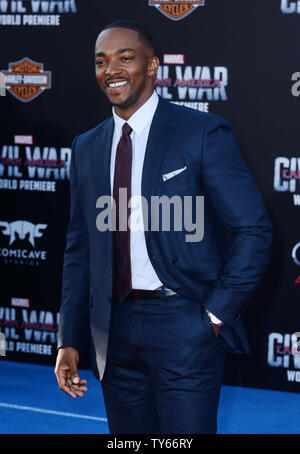 Cast member Anthony Mackie attends the LA premiere of 