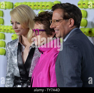 Former tennis player Billie Jean King (C) is joined by cast members Emma  Stone and Steve Carell during the premiere of the biographical sports  comedy Battle of the Sexes at the Regency