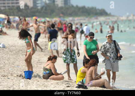 baby mama Nicole Alvarez continued her vacation at the the pool in Miami with and their young son. Nicole Alvarez looked to have several marks of what appeared to be bruises on her body. Baby daddy Dr. Murray was no where to be found. Cardiologist Conrad Murray was reportedly paid $150,000 per month to act as Michael Jackson's personal physician. He prescribed inordinately high levels of propofol to Jackson, allegedly causing the singer's death. On July 31, 2010 in Miami, Florida. People: Nicole Alvarez Credit: Storms Media Group/Alamy Live News Stock Photo