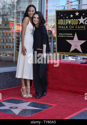 LOS ANGELES - MAY 3: Mila Kunis, Zoe Saldana at the Zoe Saldana Star
