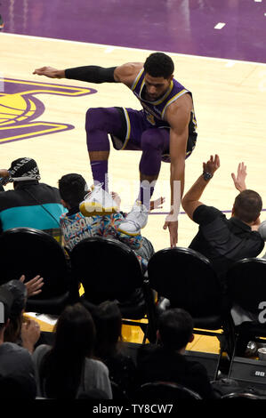 Los Angeles Lakers' Josh Hart shoots around Portland Trail Blazers ...