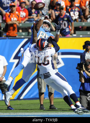 Kansas City Chiefs' Daniel Sorensen carries the ball during an NFL football  game against the Los Angeles Chargers, Sunday, Sept. 24, 2017, in Carson,  Calif. (AP Photo/Jae C. Hong Stock Photo - Alamy