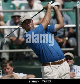 American Stewart Cink drives the ball during his practice round at the 135th Open Championship held at the Royal Liverpool Golf Club in Liverpool on July 18, 2006. (UPI Photo/Hugo Philpott) Stock Photo