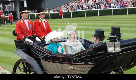 Princess Anne (R) arrives with a lady in waiting at the Royal Ascot on ladies day near Windsor on June 18, 2009. The five day racing event is seen as the pinnacle of Britain's flat racing season. (UPI Photo/Hugo Philpott) Stock Photo