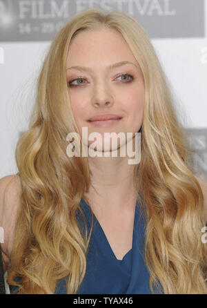 British actress Amanda Seyfried attends a photocall for 'Chloe' at the May Fair Hotel in London on October 22, 2009.       UPI/Rune Hellestad Stock Photo