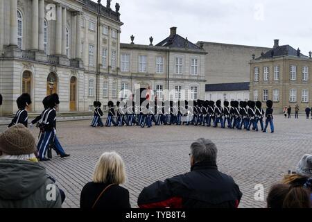 Royal Life Guards in front of Amalienborg Palace, Copenhagen, Denmark, Europe | usage worldwide Stock Photo