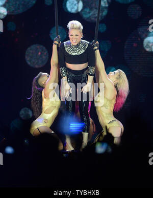 P!nk, Live at the O2 arena, April 23rd 2013, Britt