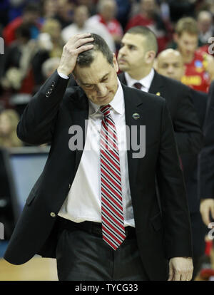 University of Maryland head coach Mark Turgeon reacts to his teams 79-63 loss to University of Kansas' in their fourth round of the 2016 NCAA Division I Men's Basketball Regional Championship game at the KFC Yum! Center in Louisville, Kentucky, March 24, 2016.         Photo by John Sommers II/UPI Stock Photo