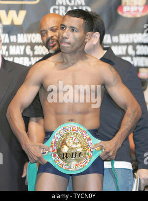 Champion Ricardo Mayorga of Nicaragua weighs in at 153 1/2