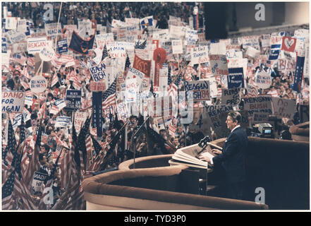 Photograph of President Reagan giving his Acceptance Speech at the Republican National Convention, Dallas, TX Stock Photo