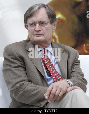 Actor David McCallum arrives at a photocall for the television show 'Navy NCIS: Naval Criminal Investigative Service' during the 49th Monte Carlo Television Festival in Monte Carlo, Monaco on June 10, 2009.  (UPI Photo/David Silpa) Stock Photo