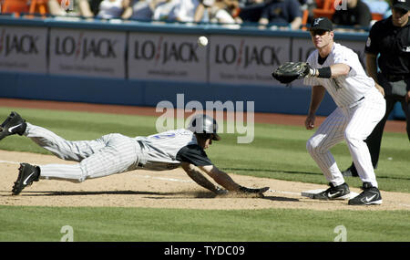 Jeff conine hi-res stock photography and images - Alamy
