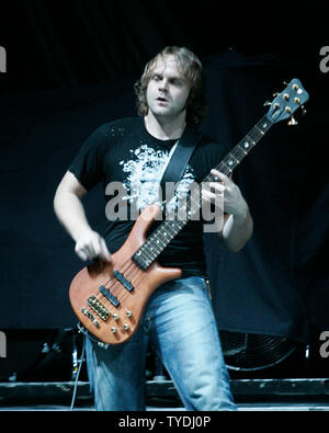 Peter Charell with Trapt performs in concert at the Seminole Hard Rock Hotel and Casino in Hollywood, Florida on March 15, 2006. (UPI Photo/Michael Bush) Stock Photo