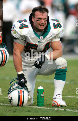 Zach Thomas: Photos of the Miami Dolphins linebacker