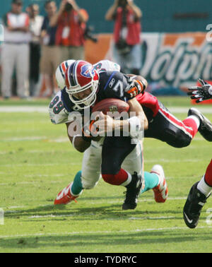 Miami Dolphins defensive end Jason Taylor (99) sacks Minnesota