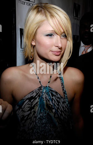 Paris Hilton arrives at Mansion Nightclub during Art Basel 2007 in Miami Beach on December 5, 2007.  (UPI Photo/Chris Gordon) Stock Photo